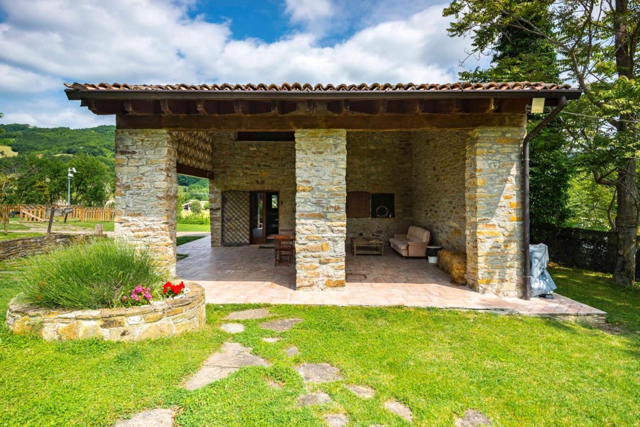 Agriturismo Il Salice Tizzano Val Parma Zewnętrze zdjęcie